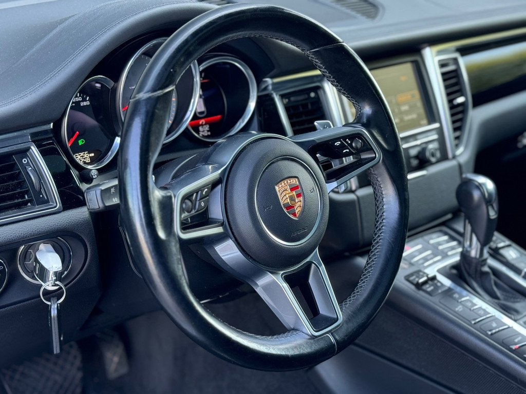 39268942-24.jpg